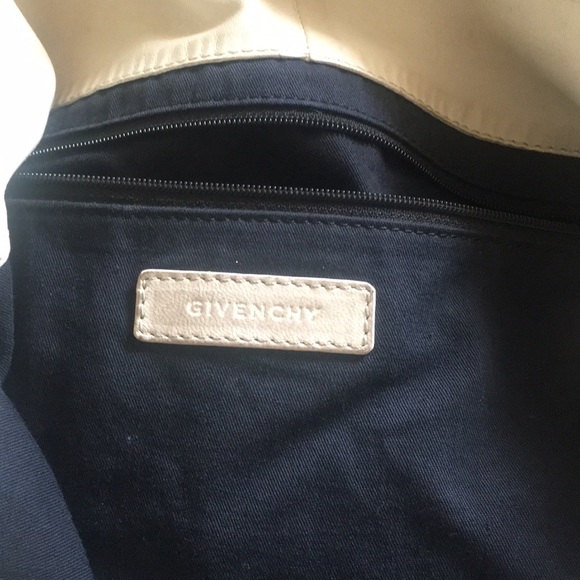 Givenchy George v lace apron bag $4,000 - Picture 5 of 7